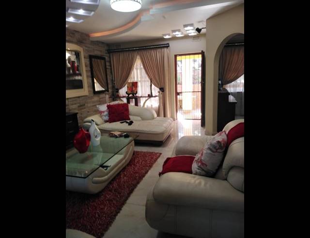 4 BEDROOM HOUSE FOR SALE IN MALVERN